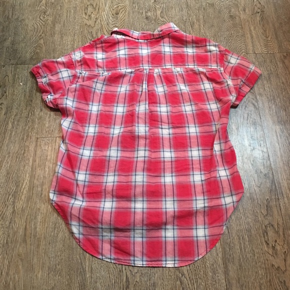 Universal Thread Top - Picture 2 of 3